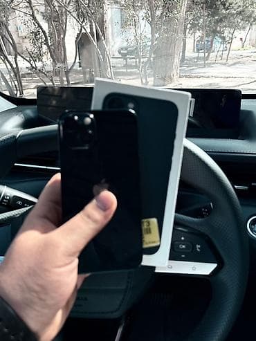 iphone 13 korpus: IPhone 13, Midnight, Simsiz şarj — 2