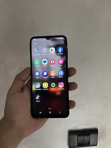 samsung telfonları: Samsung Galaxy A13, 128 GB, rəng - Qara, İki sim kartlı — 9