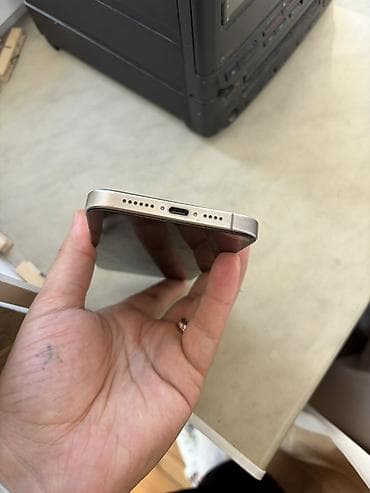 gence ayfon: IPhone 15 Pro Max, 256 GB, Gümüşü, Face ID — 5