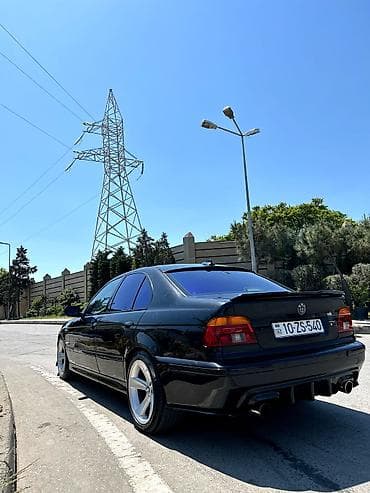 купить бмв: BMW 5 Series E39 sedan – qara rəng, M-paket üslublu eksteryer — 8