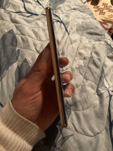 tecno camon 12: Infinix Zero 40, 256 GB, rəng - Qızılı, Sensor — 4