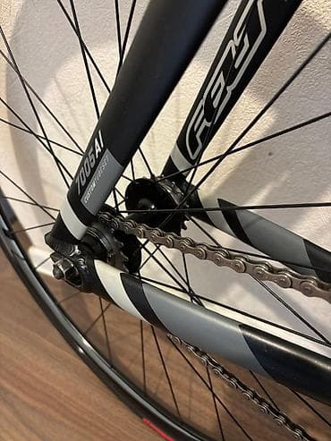 teze velosipedler: Felt TK3 trek/velodrom velosipedi - Marka/model: Felt TK3 (şossə/trek — 9
