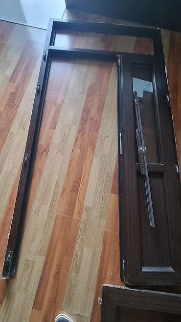 PVC qapı dəsti – şüşəli, tünd ağac tekstura - Material: PVC profil — 2