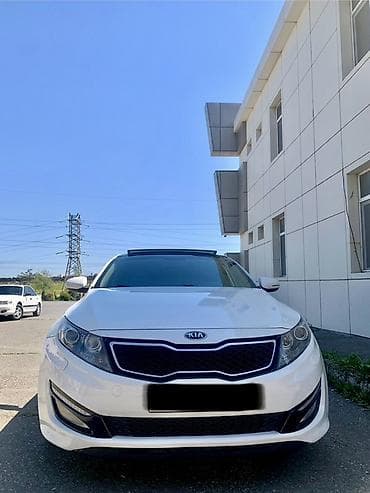 kia k7: Kia Optima: 2.4 l | 2012 il Sedan — 7