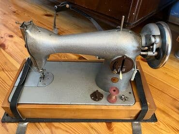 Qədim tikiş maşınları