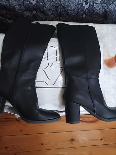 qadın sapaşkiləri: Qadın çəkməsi –. 39 razmeri. 1 defe stifade olunub yeni kimidir — 2