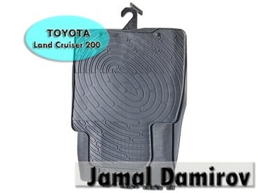 Toyota Land Cruisser 200 LC200 üçün rezin ayaqaltilar. Резиновые