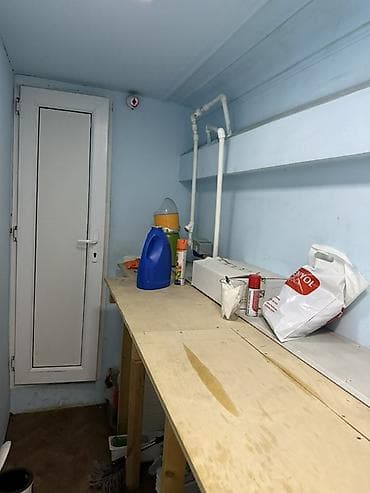 sendiviç panel: Kafe-kiosk üçün tam təchiz olunmuş pəncərəli servis bölməsi və daxili — 7