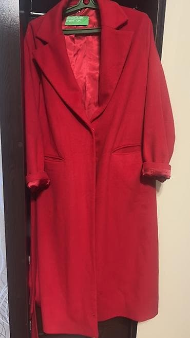 Cinslər: United Colors of Benetton qadın palto - Rəng: parlaq qırmızı - Kəsim — 2