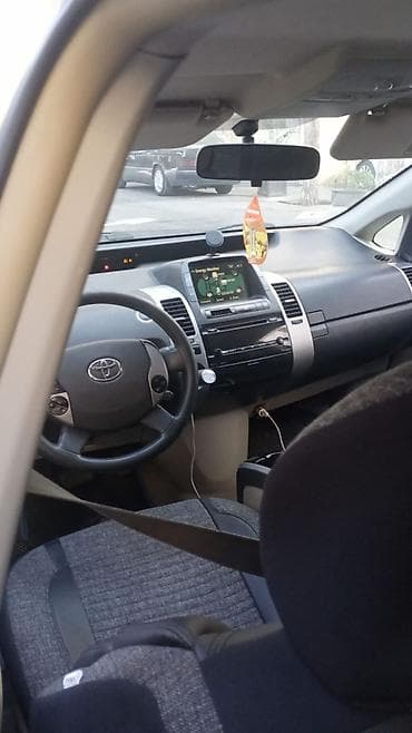 nasos teker dolduran: Toyota Prius (ikili güc sistemi – Hybrid Synergy Drive) — 5