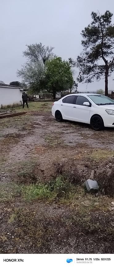 toyota camry 2008: Ağ rəngli sedan avtomobil Xüsusiyyətlər: - Kuzov: 4 qapılı sedan, ağ — 3