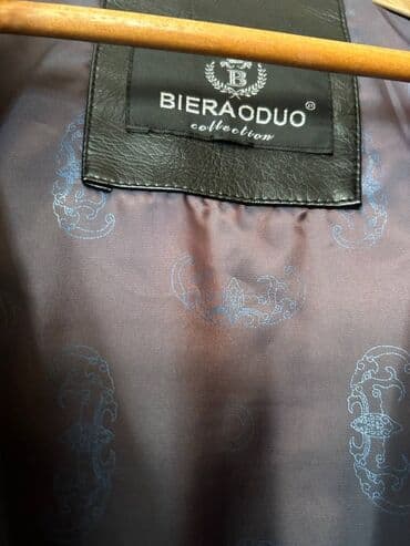 kişi dəri godəkcələr: Qara ceket/kojanka Tebii deridendir Razmeri S Geyinilməyib (razmeri — 3