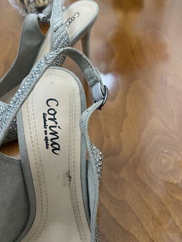 женские босоножки на широкую ногу: Размер: 39, цвет - Серебристый, Б/у — 3