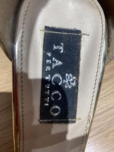Qızılı qadın sandal – Tacco - rengi parlaq qizili; 1 defe istifade — 6