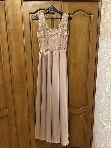 Ziyafət donu, Maksi, S