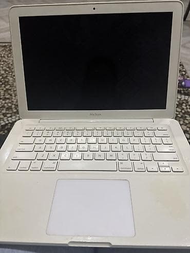 adapter şunuru: Apple MacBook (ağ, polikarbon korpus) - Ekran: 13.3" (LED), üst — 3