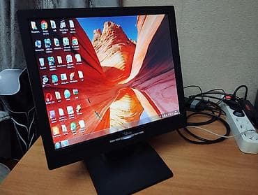 Fujitsu Siemens LCD monitor Model: L7ZA 17-düym ekrandır. Normal — 8