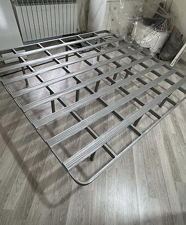 İkinəfərlik çarpayı, Bazasız