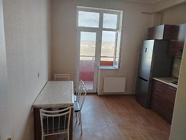 Mənzillər: 2 otaqlı mənzil – işıqlı və səliqəli planlama - Geniş qonaq otağı — 3