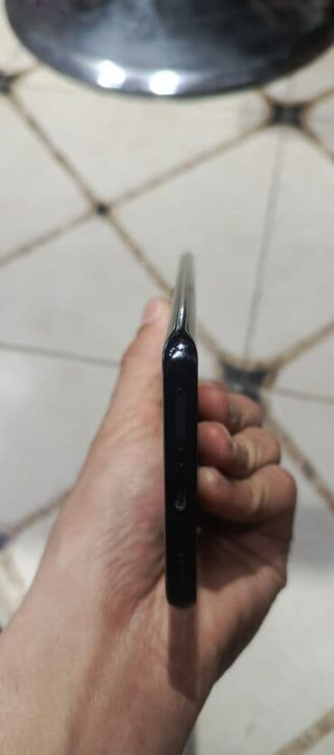 telefonlar honor: Honor 4A, 256 GB, rəng - Qara, Sensor — 3