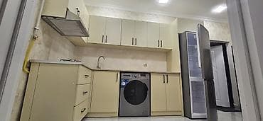 kreditle evlerin satisi: Xırdalan Yeni Bazarın girişi,Dostlar Mtk yeni tikili binanın 2ci — 4