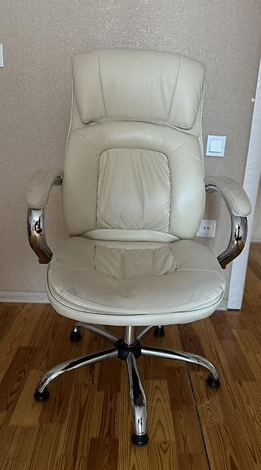 ofis dolablari: Ergonomik ofis kreslosu – krem rəng - Rahat oturma və bel dəstəyi — 1