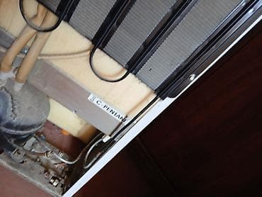 raf kofe aparati: 2 qapılı Indesit Soyuducu Satılır, rəng - Ağ — 4