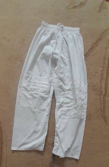 Adidas judo kimono dəsti - Brend: Adidas (loqolu) - Rəng: ağ -