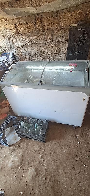 Şüşəli dondurucu lalafo.az -da Şüşəli dondurucu