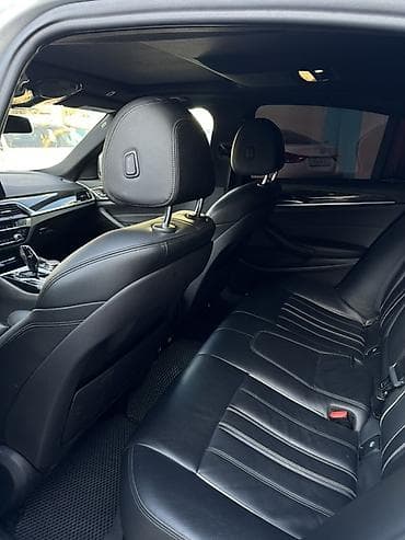 panarama diskleri: BMW 5 series: 2 l | 2017 il Sedan — 4