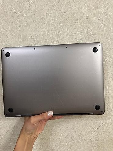 apple magic: Apple MacBook Pro 13" (2017) – Space Gray Texniki xüsusiyyətlər: - — 3