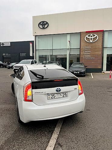 5 bolt disk: Toyota Prius: 1.8 l | 2012 il Hetçbek — 3