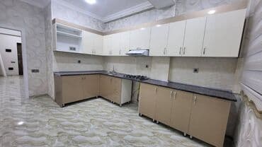 4 cu mikrorayon kiraye evler 2023: 28 may metrosuna yaxin yaşil bazarina yaxin 15 mertebeli binanın 8-ci — 4