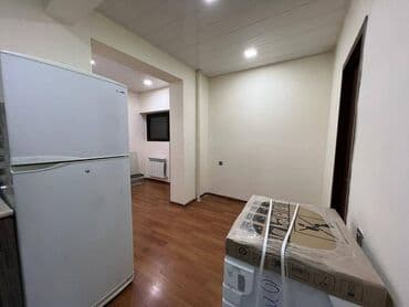 xocasəndə evlər: Xətai metrosuna yaxin 18 mertebeli binanın 11-ci mərtəbəsində — 9