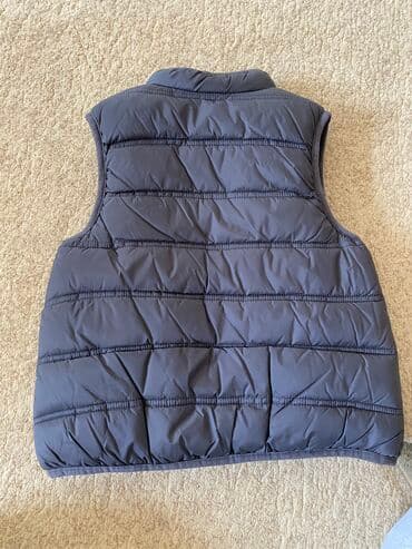 Məktəbli forması: Brend : ORİGİNAL MARİNES. 4-5 yaş. İki üzünə də geyinmək olur. Az — 2