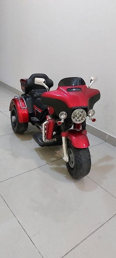 Uşaq elektrikli üçtəkərli motosiklet - Korpus rəngi: qırmızı/qara — 2