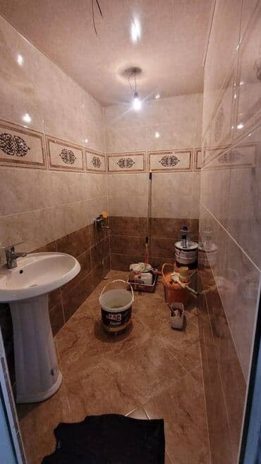 9 ci mikrorayon satilan evler: Bakı, 3 otaqlı, Köhnə tikili, m. Xalqlar Dostluğu, 75 kv. m — 11