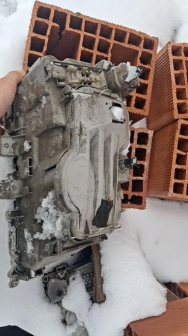 den den pribor: Sağ, Yaxın və uzaq vuran işıqlar Mercedes-Benz, 1995 il — 3