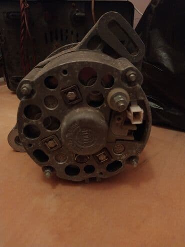 generator: Məhsul: Avtomobil generatoru (alternator) Təsvir: - Kəmərlə hərəkətə — 2