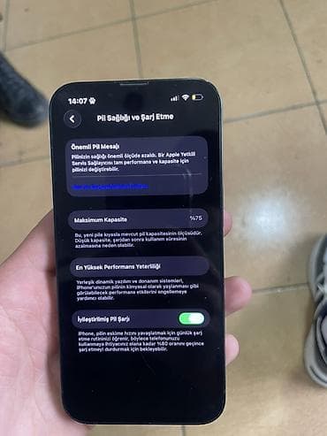 fly б у: IPhone 13, 128 ГБ, Midnight, Беспроводная зарядка — 2