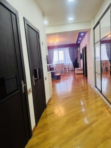 Qarajlar: Qarayev metrosunun düz yanı, Panda Kids-in arxasında 2 otaqlı studio — 4