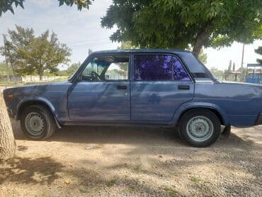 опель зафира а: VAZ 2107 sedan - Kuzov: 4 qapılı, mavi rəng, klassik “yeddi” dizaynı — 4