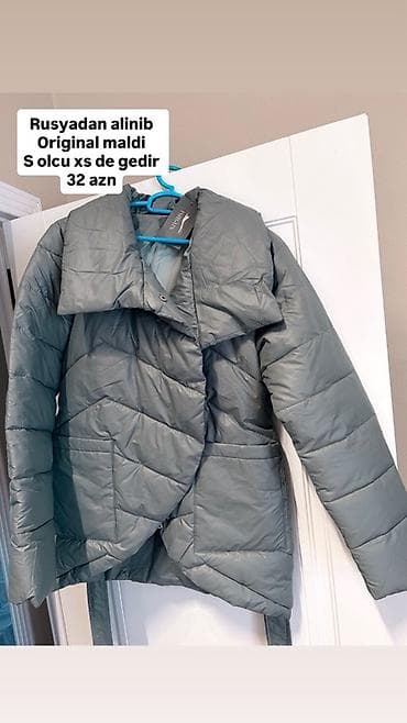 balaca canta: - Ağ rəngli, bir çiyni açıq dizaynlı, uzunqol qadın bluz. Ölçü: S — 4