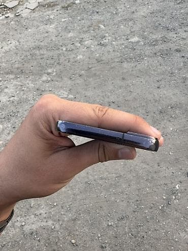z fold 1: Samsung Galaxy S22, 128 GB, rəng - Qara, Sensor, Barmaq izi, Simsiz şarj — 6
