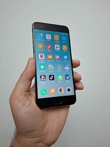 dubay telefonlar: Xiaomi Mi 6, 64 GB, rəng - Qara, 
 Barmaq izi — 2