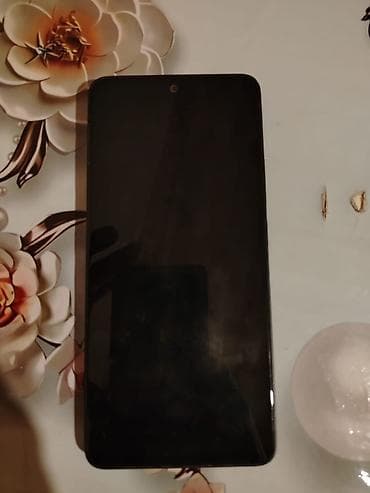 ucuz telefonlar ayfon: Redmi 13 . 128 yaddaş. smartfon . İdeal vəziyyətdədir. 2. 3 — 4