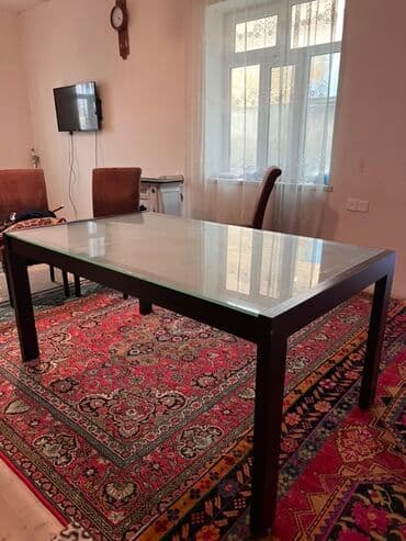 Masa və oturacaq dəstləri: Qonaq otağı üçün, İşlənmiş, Açılmayan, Dördbucaq masa, 6 stul — 7