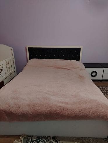 Yataq otağı mebel dəsti Tərkibi: - İki nəfərlik çarpayı – yumşaq — 1