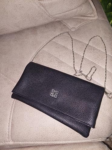 Klatç, Givenchy, İşlənmiş