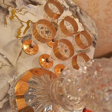 çay servis: Kişmişli qrafin və qədəh dəsti - Material: qalın kəsimli şüşə/kristal — 1